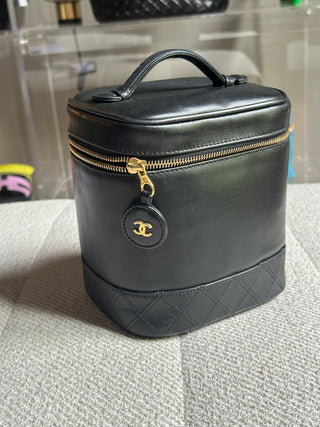 Chanel Vanity Noir