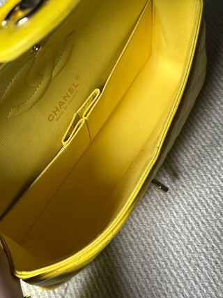 Chanel Timeless Medium Jaune