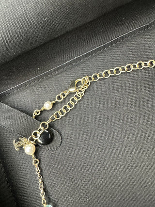 Chanel collier pierres colorées