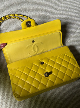 Chanel Timeless Medium Jaune