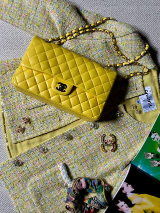 Chanel Timeless Medium Jaune – Bagheraluxury - Main Image