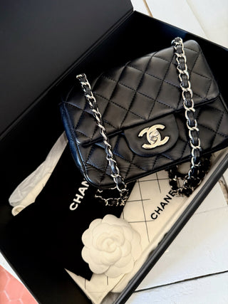 Chanel Timeless Mini Square Noir