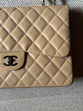 Chanel Timeless Jumbo Beige
