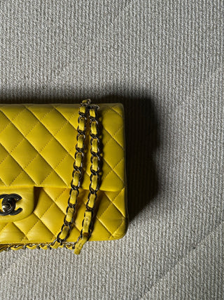 Chanel Timeless Medium Jaune