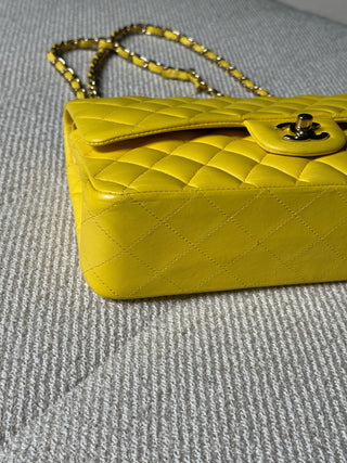 Chanel Timeless Medium Jaune