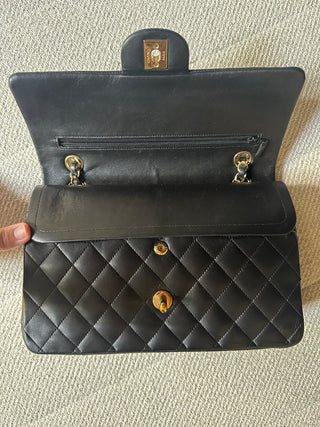 Chanel Timeless Medium Noir