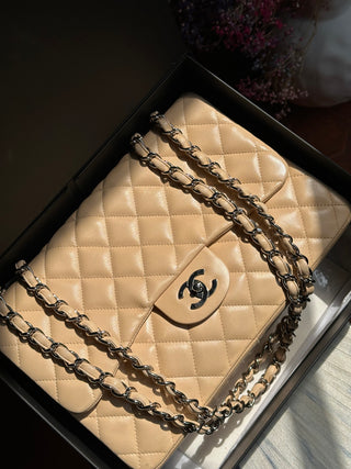 Chanel Timeless Jumbo Beige