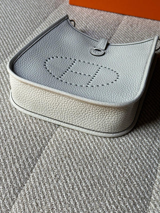 Hermès Mini Evelyne Blanc