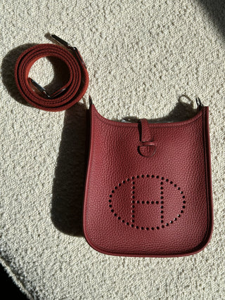 Hermès Mini Evelyne rouge H.