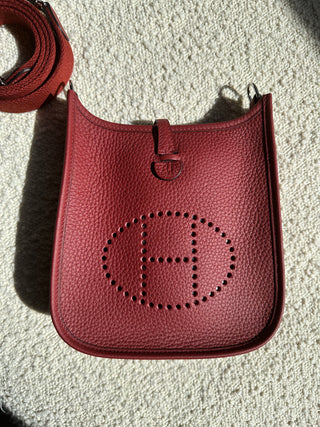 Hermès Mini Evelyne rouge H.