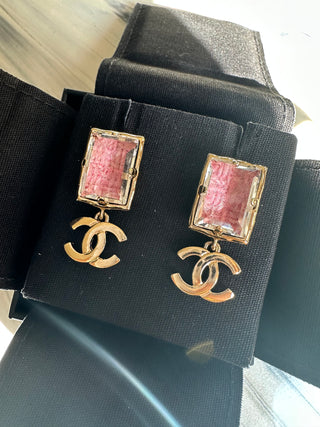 Chanel Boucles d'Oreilles CC pendante